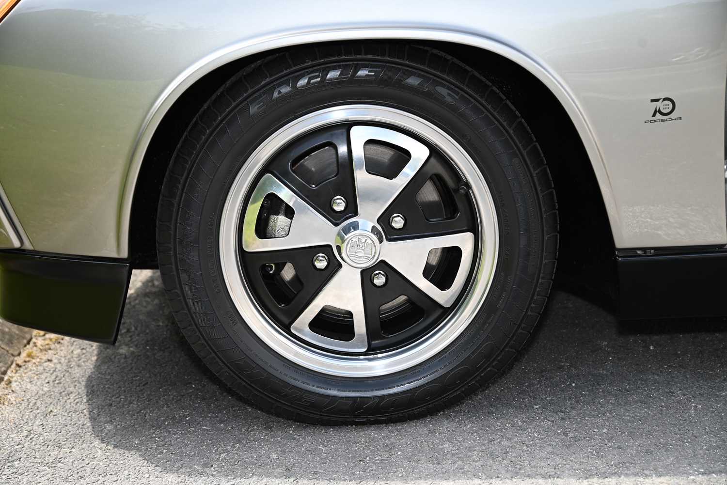 1970 Porsche 914 wheel