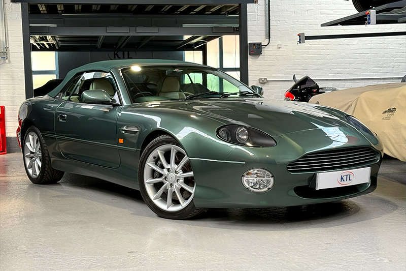 2001 Aston Martin DB7 Vantage Volante 1